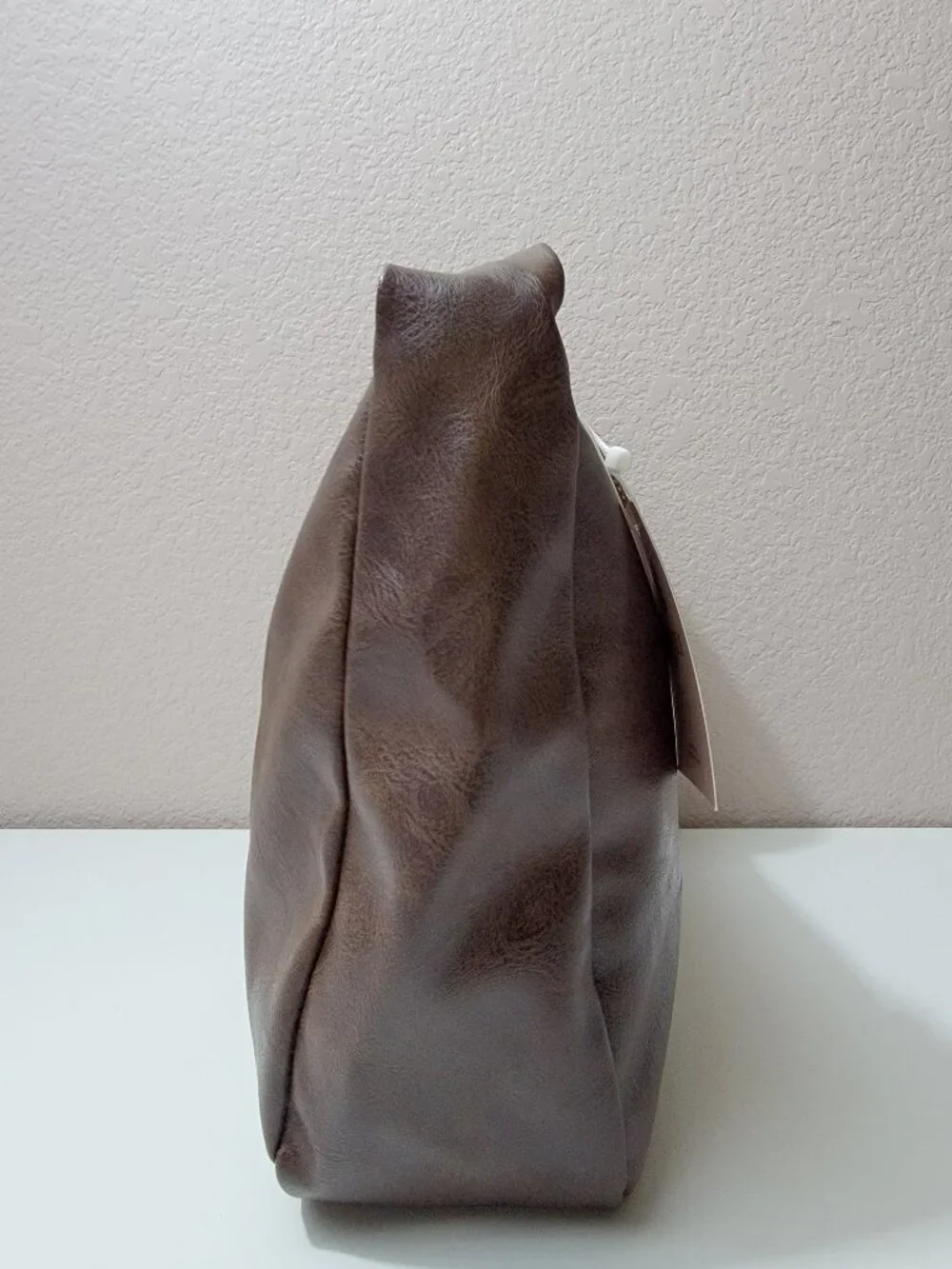 Sightor slouchy hobo